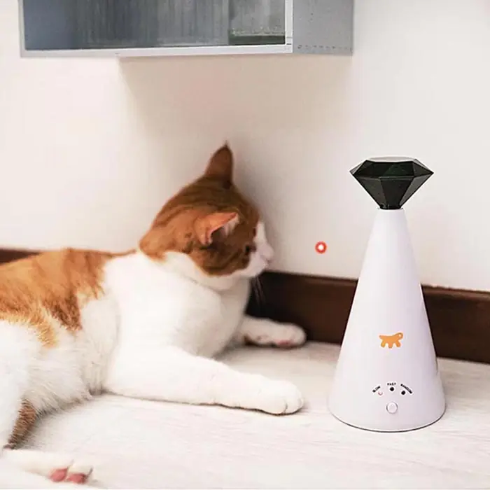 Ferplast Phantom Lazerli İnteraktif Kedi Oyuncağı